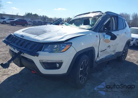 2019 Jeep Compass Trailhawk 4X4 from USA, damaged, VIN 3C4NJDDB8KT812982